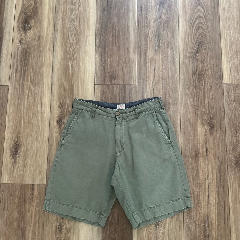 Faherty Men's Green Casual Shorts size 28